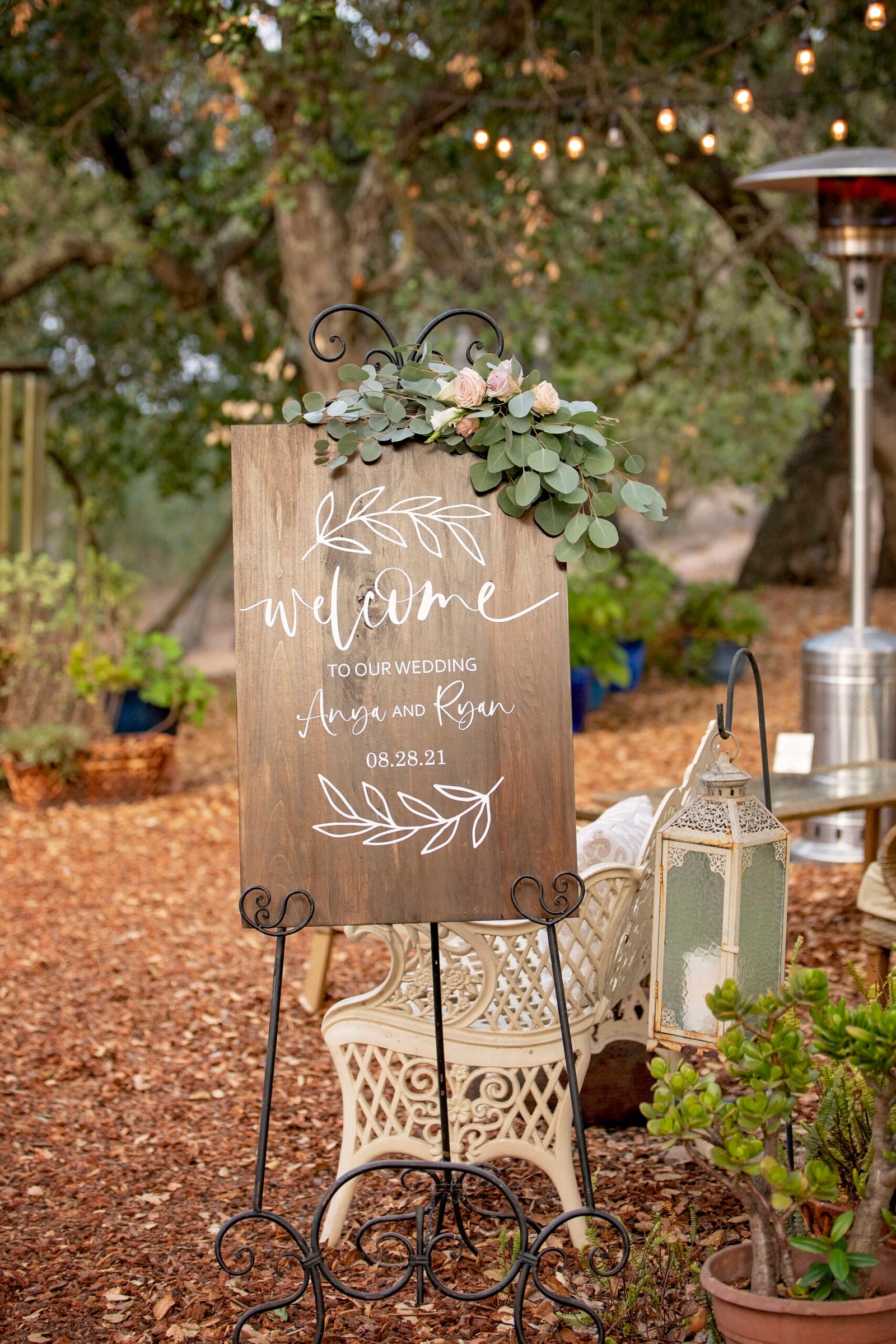 welcome sign for a wedding